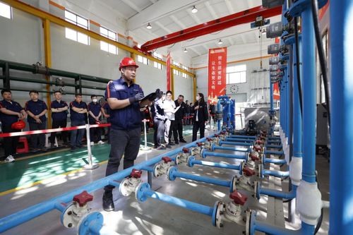 致敬劳动者，技能练兵迎五一——新兴能源技术研发领域的巧匠大比武